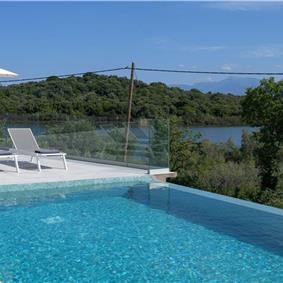 3 bedroom villa with pool & seaview, near Acharavi, sleeps 6